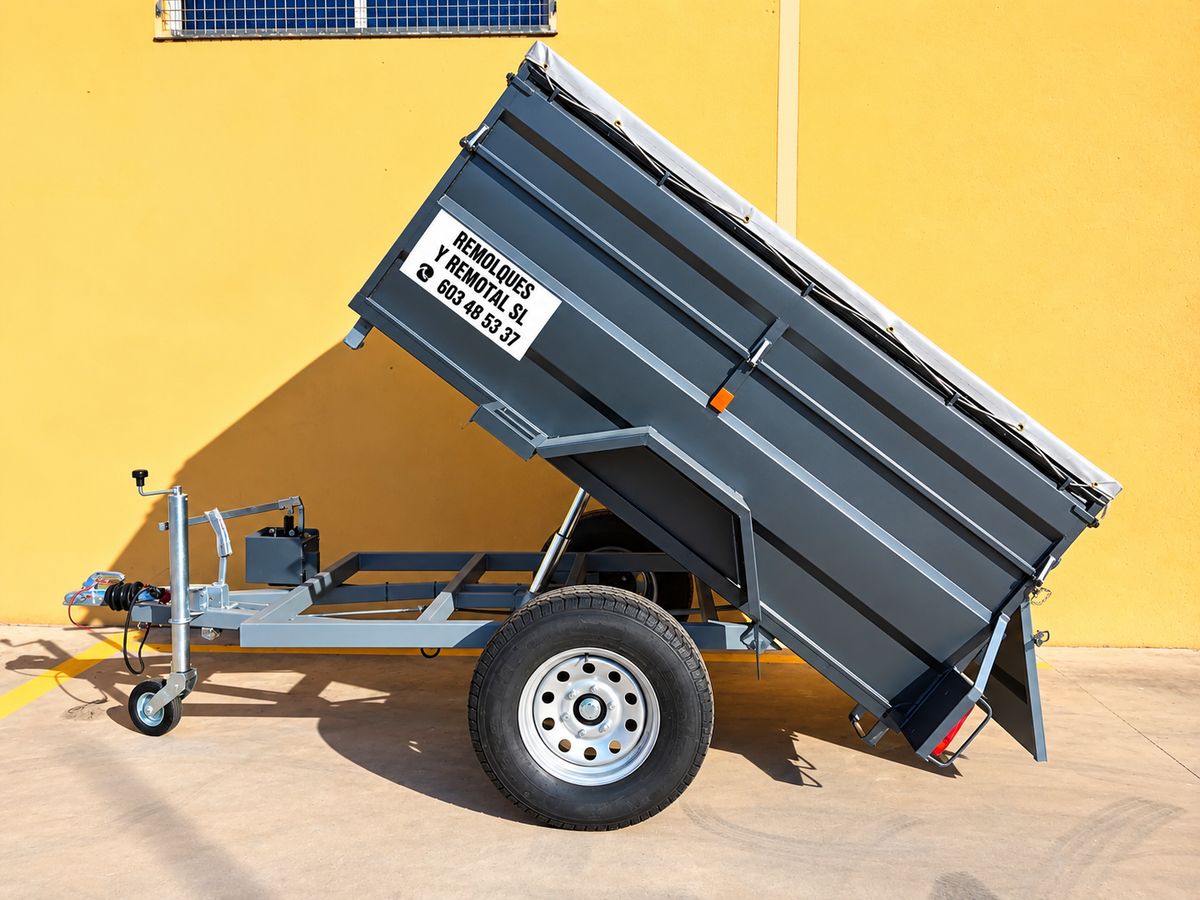 Remolque 4×4 basculante hidráulico + freno de inercia 2.200 x 1.300 x 600 + 350 – Mma 750 kg