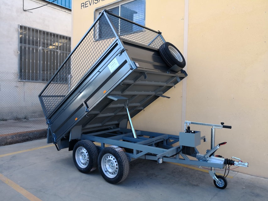 Remolque basculante hidráulico 2 ejes 2.500 x 1.700 x 500 – Ruedas por debajo